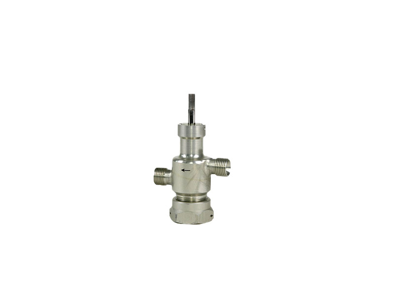 High pressure seal manually open the globe valve